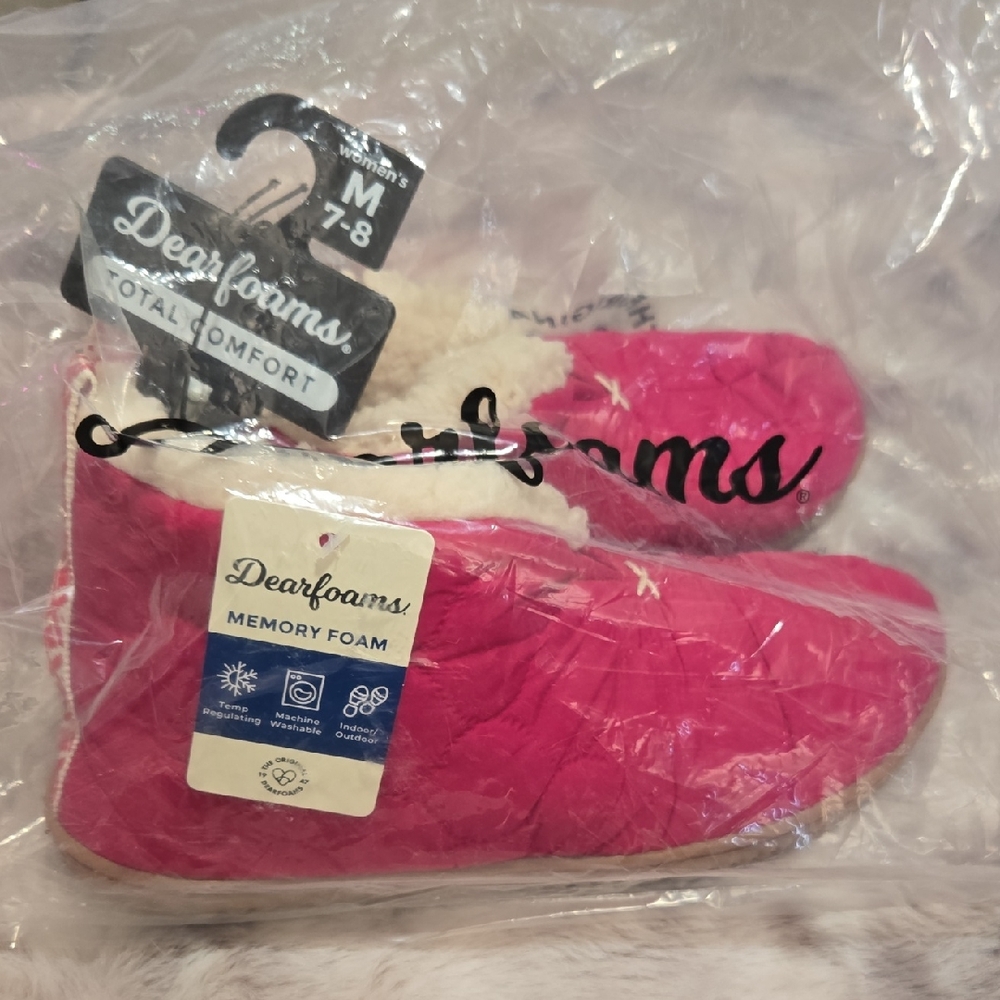 Dearfoams Women's Sangria Memory Foam Slippers